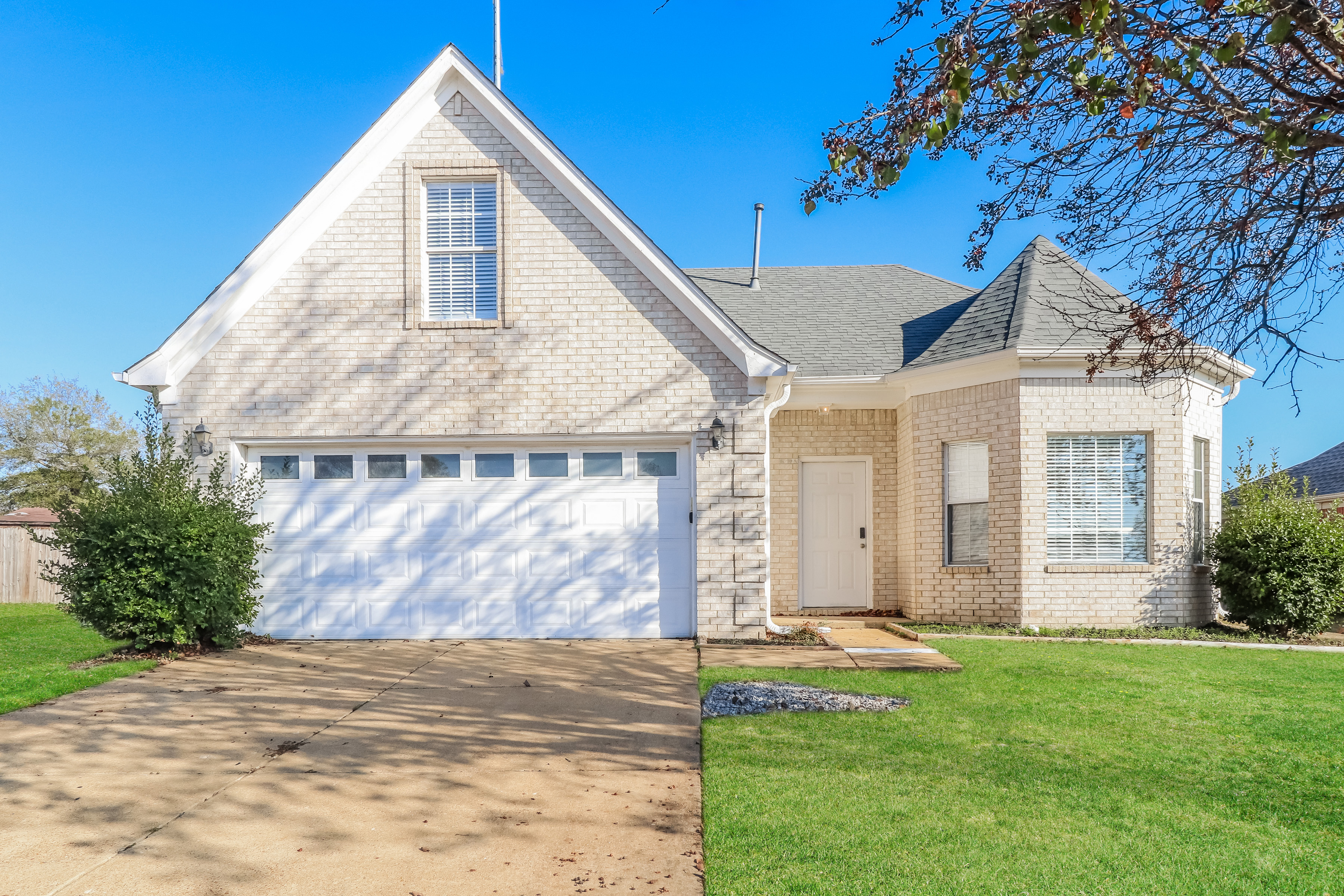 5890 Carrel Cove Southaven, MS 38671